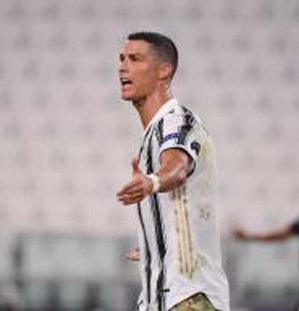 रोनाल्डो ने पुर्तगाल के लिए दागा 100वां अंतर्राष्ट्रीय गोल